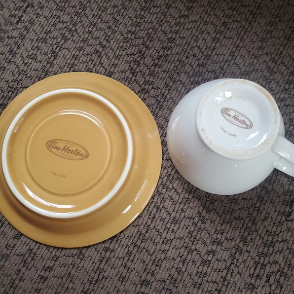 Tim hortons tea cup - Picture 3 of 3